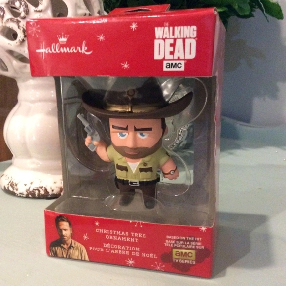 Hallmark-Walking Dead "Rick" Christmas Ornament. New in Package. - Picture 2 of 4